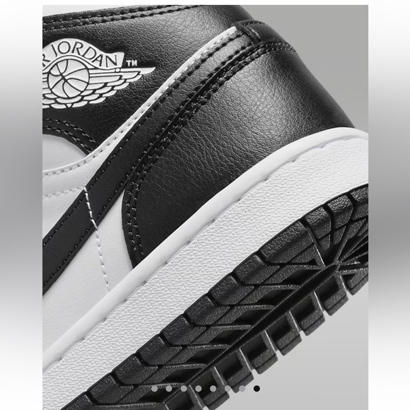 Air Jordan Mid 1 - Picture 3 of 5